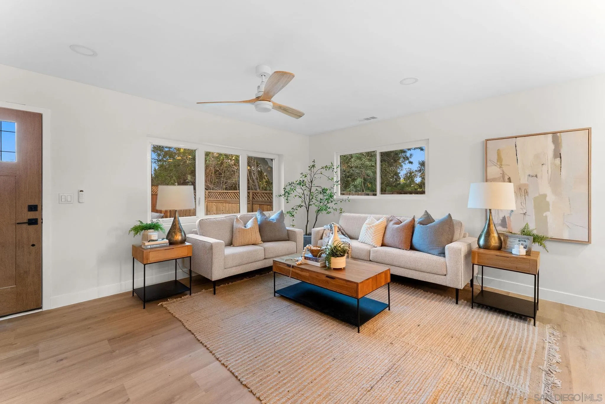 9185 Altamont Road La Mesa, CA 91942 - Photo 3 of 35