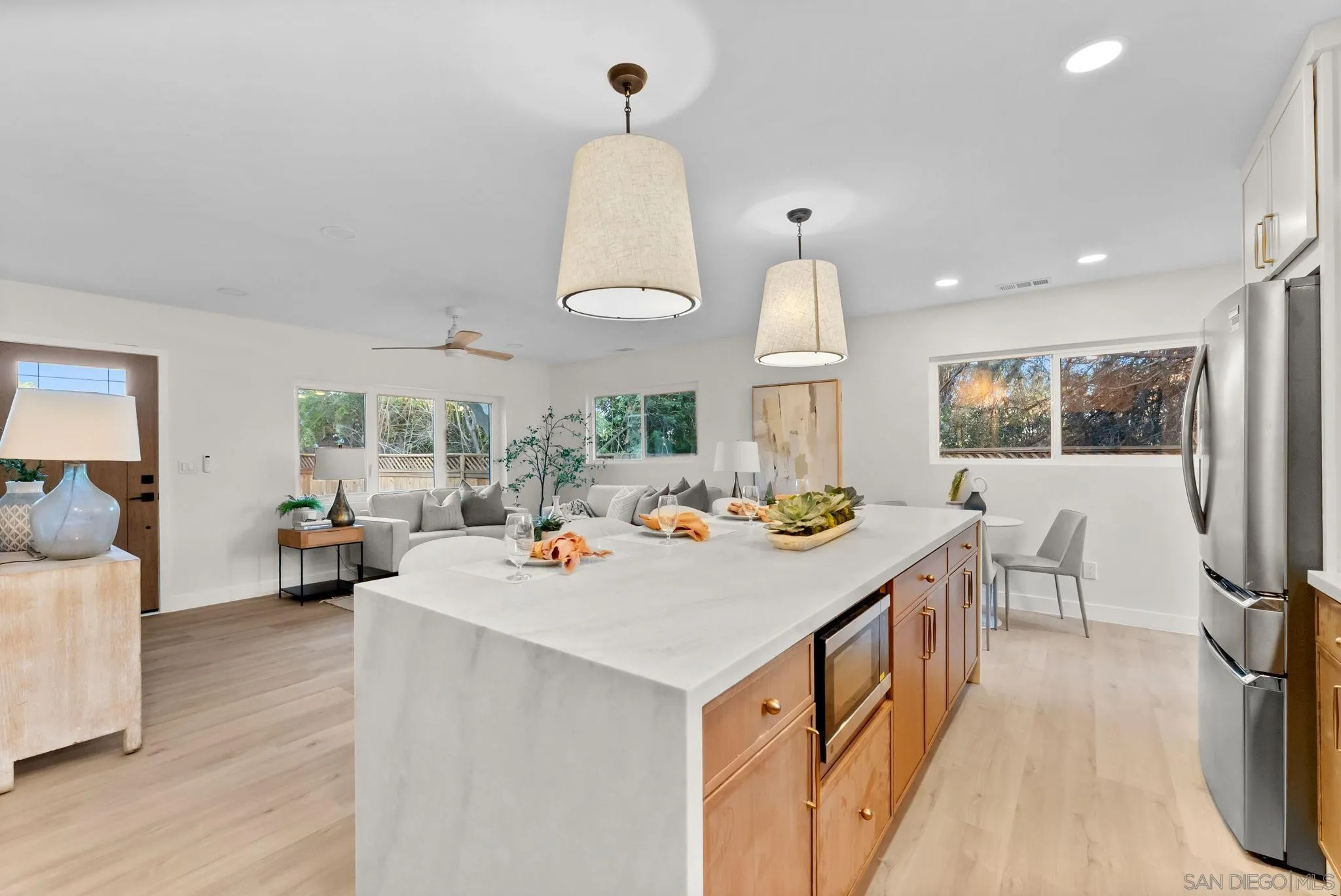 9185 Altamont Road La Mesa, CA 91942 - Photo 7 of 35