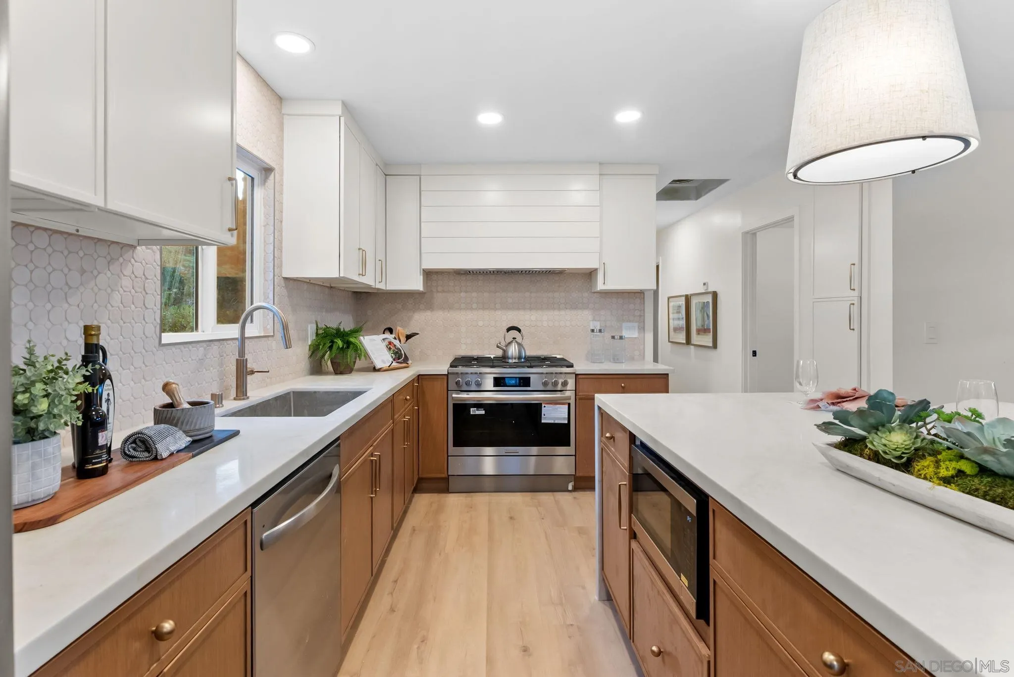 9185 Altamont Road La Mesa, CA 91942 - Photo 8 of 35