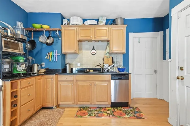 $625,000 | 66 Grant Street, Unit 66, Somerville, MA 02145