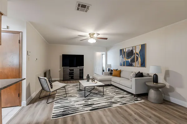 $259,900 | 402 Fintona Way, Houston, TX 77015