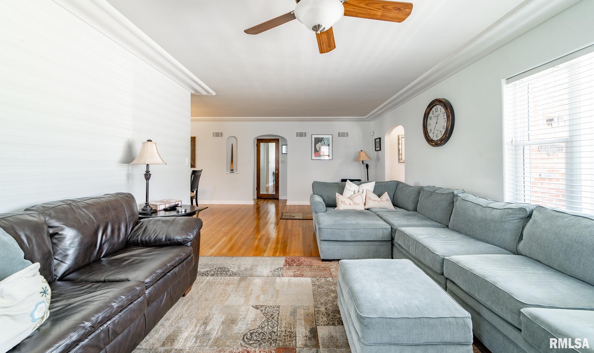 1528 West Edwards Street Springfield, IL 62704 - Photo 9 of 40 Gallery Image 9
