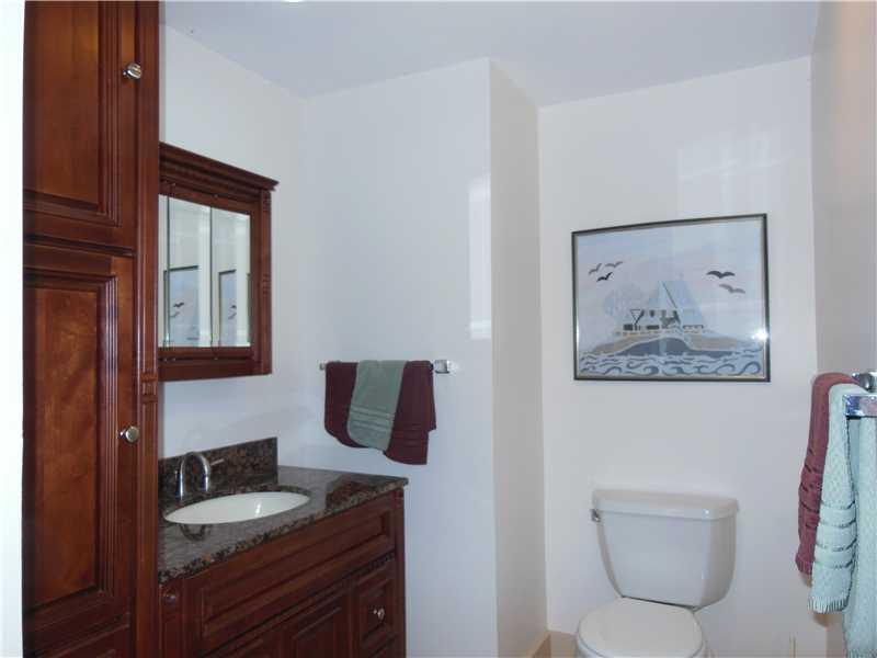 83 Dorr Road Wiscasset, ME 04578 - Photo 21 of 24 Bathroom.