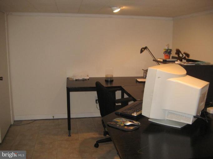 709 Stone Barn Road Towson, MD 21286 - Photo 17 of 23 LL/ Office Area