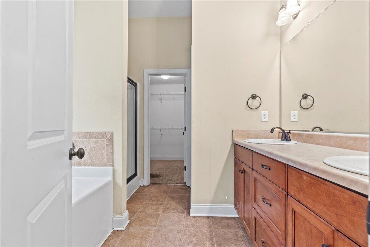 1424 Freeman Harriss Road Harlem, GA 30814 - Photo 25 of 28 15-Owners Bathroom
