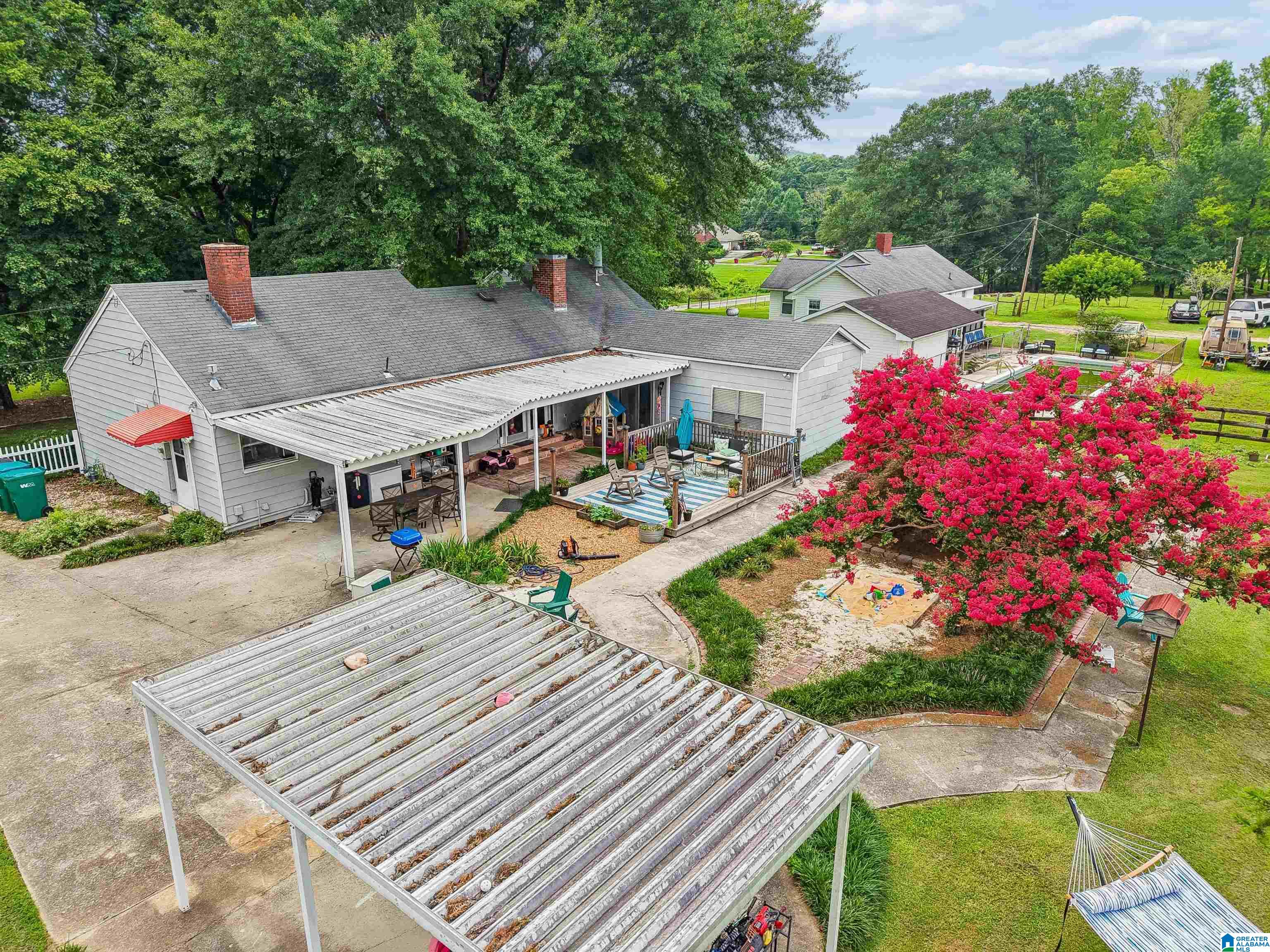 8013 South Valley Road Pinson, AL 35126 - Photo 8 of 50 Gallery Image 8