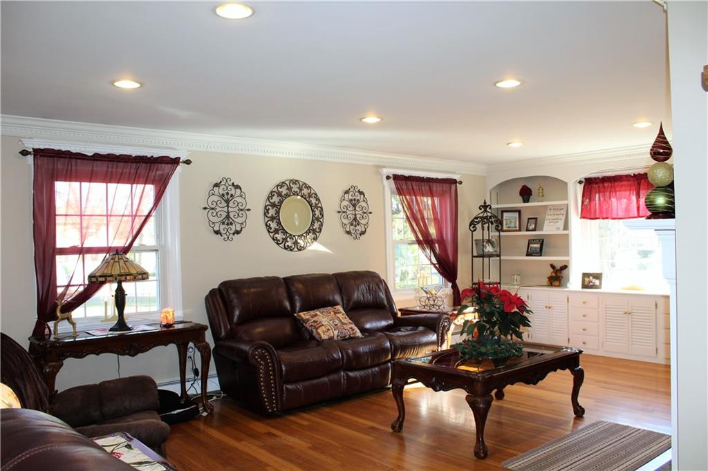 250 Abbott Run Valley Road Cumberland, RI 02864 - Photo 4 of 30 Gallery Image 4