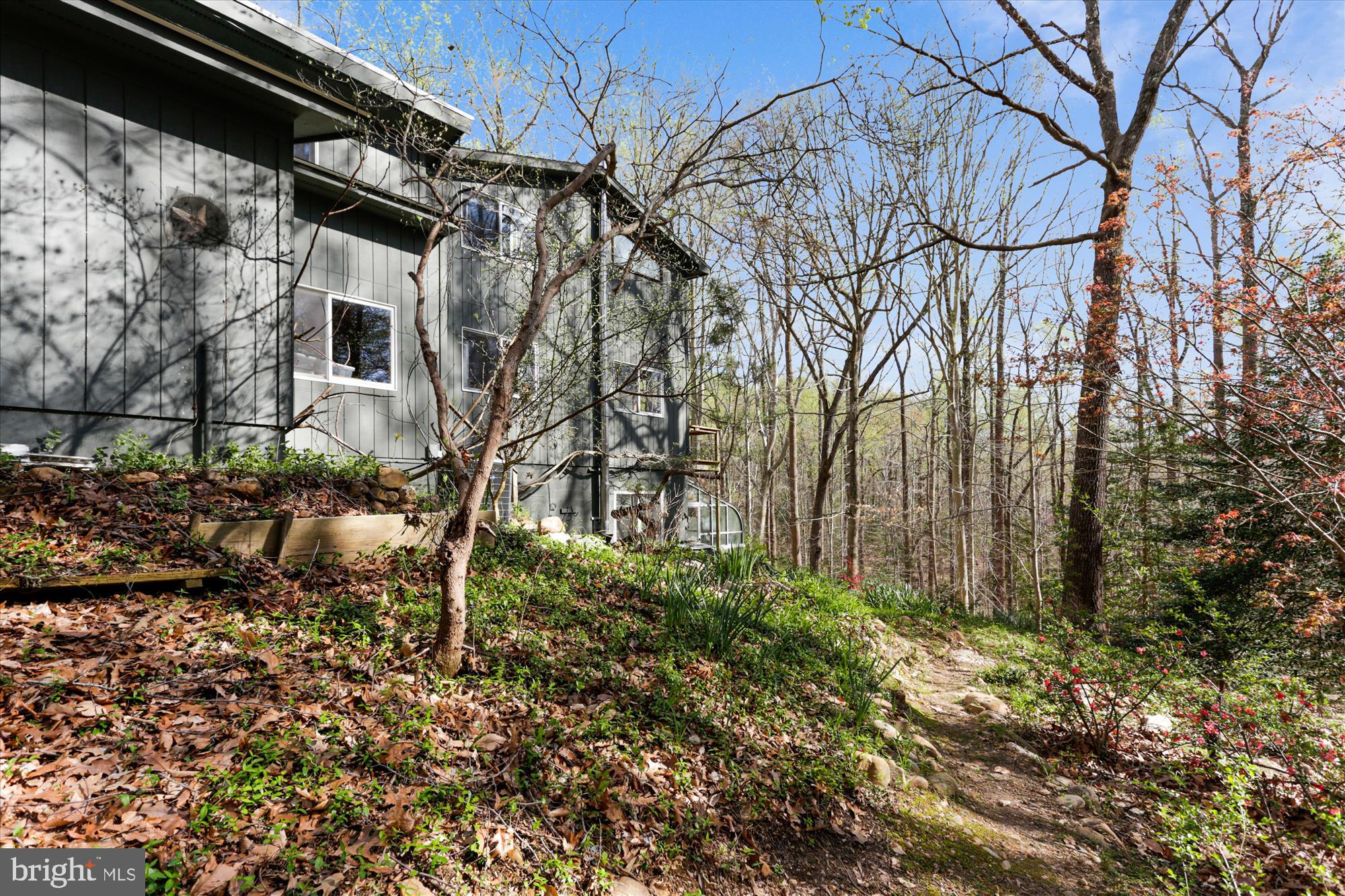 6840 Steamboat Landing Road Accokeek, MD 20607 - Photo 12 of 66 Side view of house