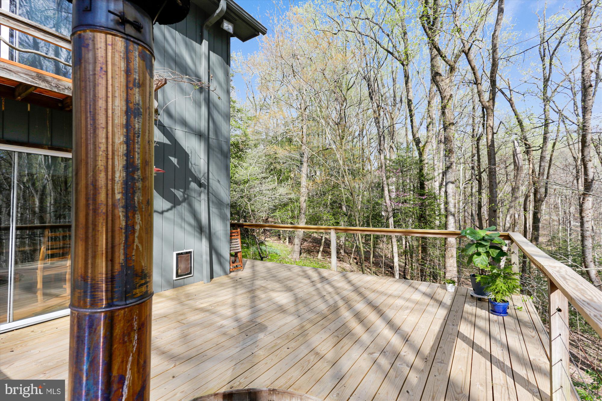 6840 Steamboat Landing Road Accokeek, MD 20607 - Photo 16 of 66 Back deck