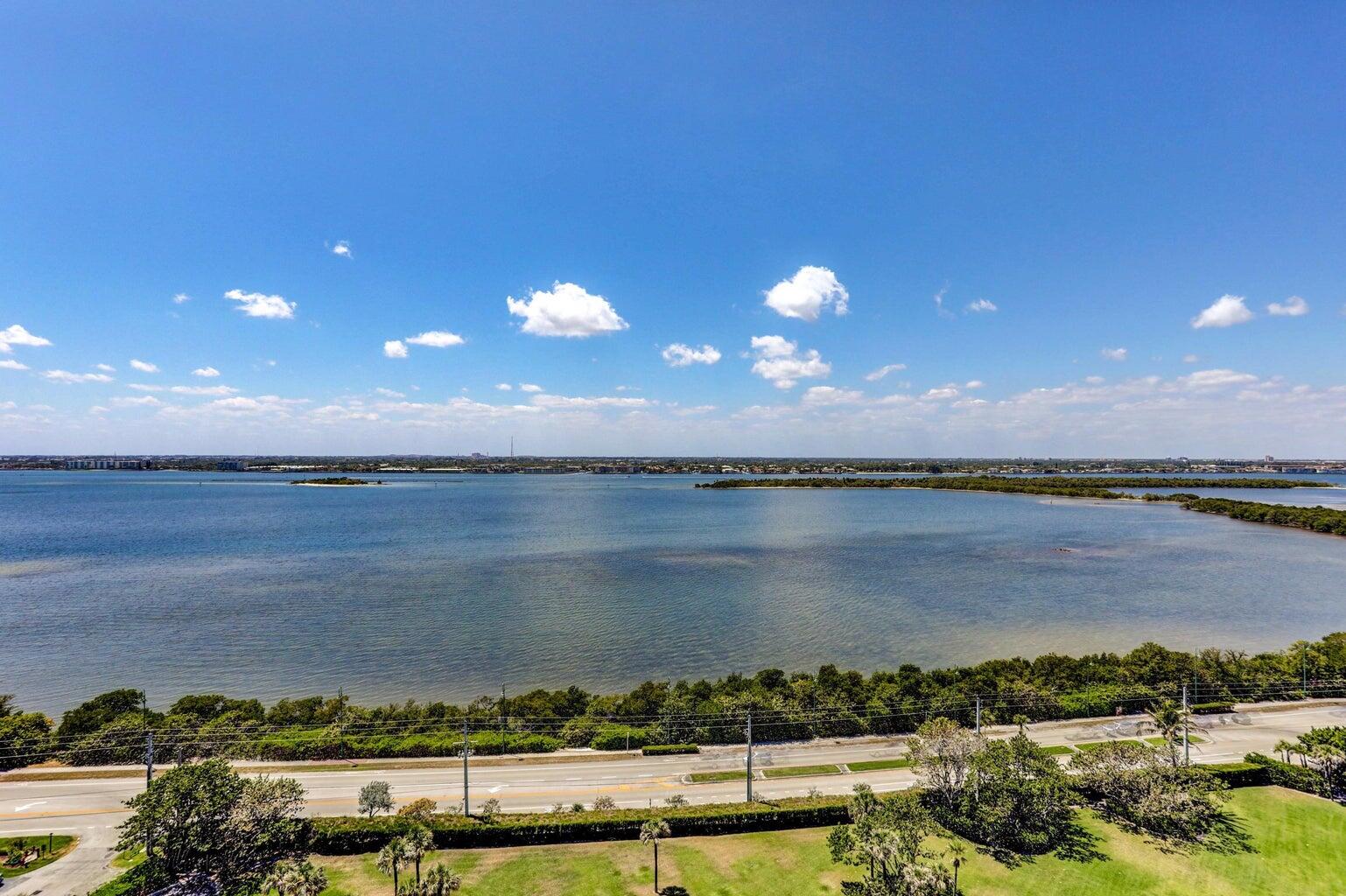 5510 North Ocean Drive, Unit 17D Singer Island, FL 33404 - Photo 17 of 57 20210409115609580533000000-o