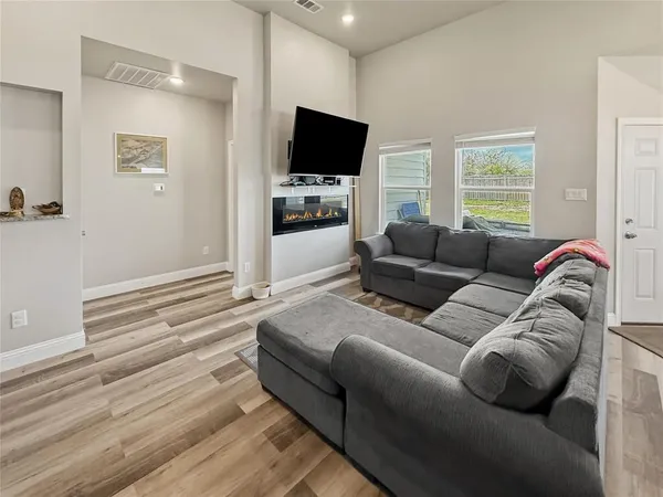 $349,000 | 1406 Live Oak Street, Sulphur Springs, TX 75482