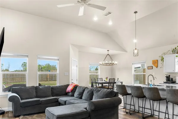 $349,000 | 1406 Live Oak Street, Sulphur Springs, TX 75482