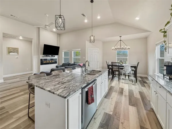 $349,000 | 1406 Live Oak Street, Sulphur Springs, TX 75482