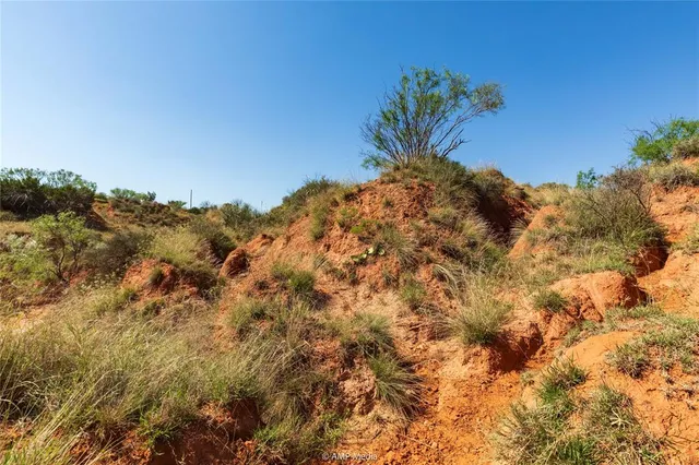 $720,000 | 70 State Highway 70, Rotan, TX 79546