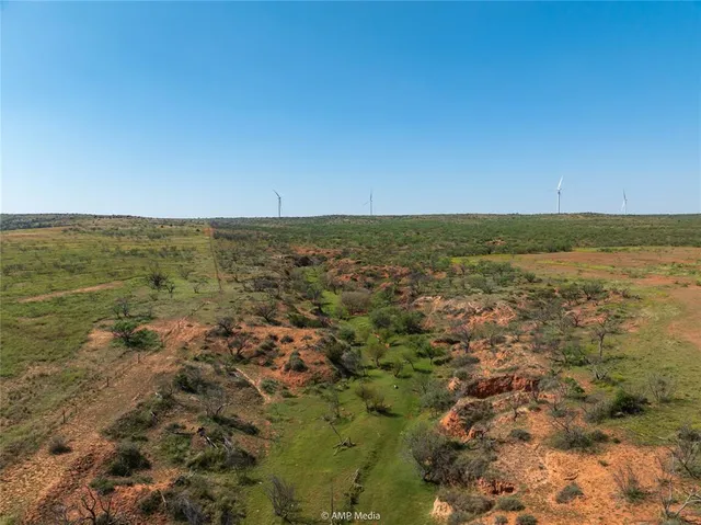 $720,000 | 70 State Highway 70, Rotan, TX 79546
