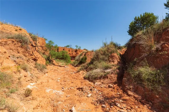 $720,000 | 70 State Highway 70, Rotan, TX 79546