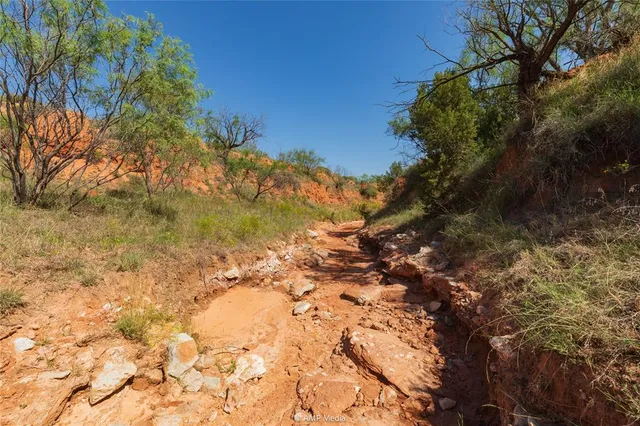 $720,000 | 70 State Highway 70, Rotan, TX 79546