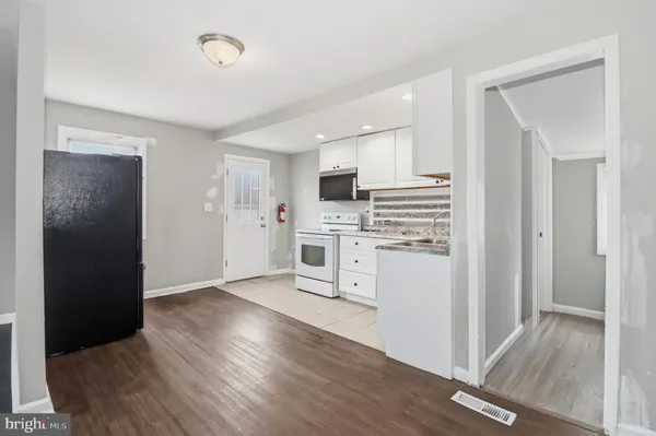 $2,500 | 4 Coville Drive, Browns Mills, NJ 08015