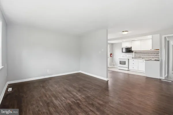 $2,500 | 4 Coville Drive, Browns Mills, NJ 08015