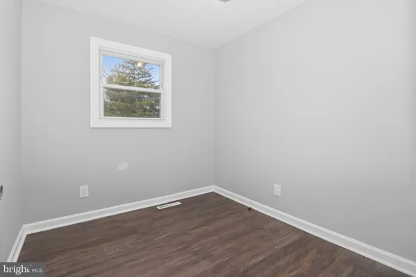 $2,500 | 4 Coville Drive, Browns Mills, NJ 08015