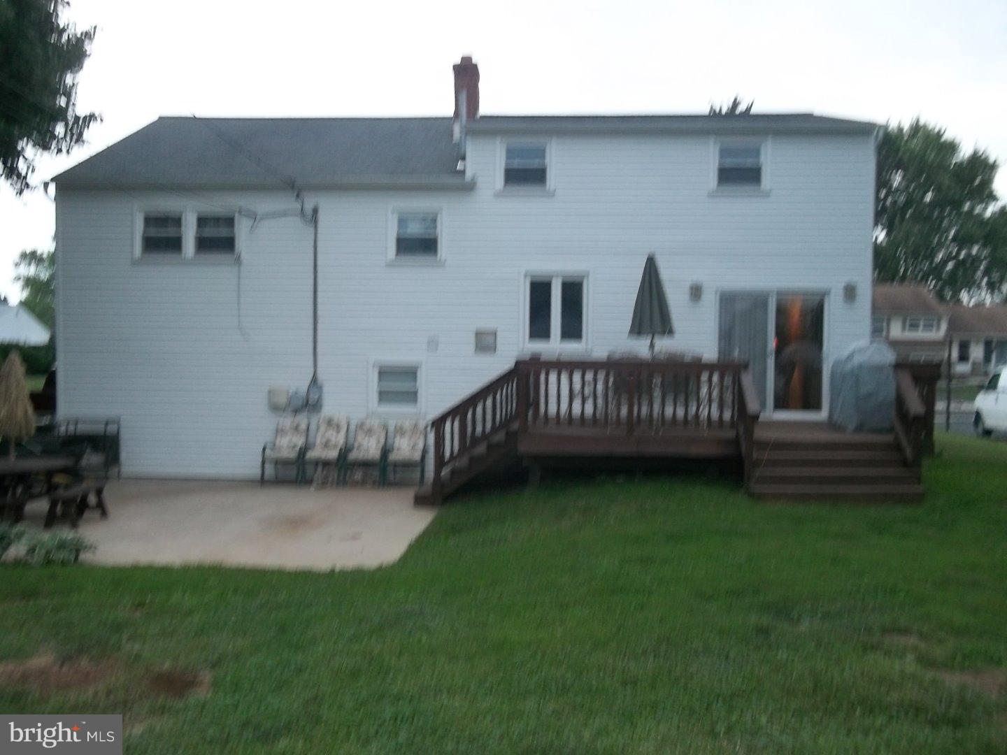 1023 Riviera Road Warminster, PA 18974 - Photo 3 of 16