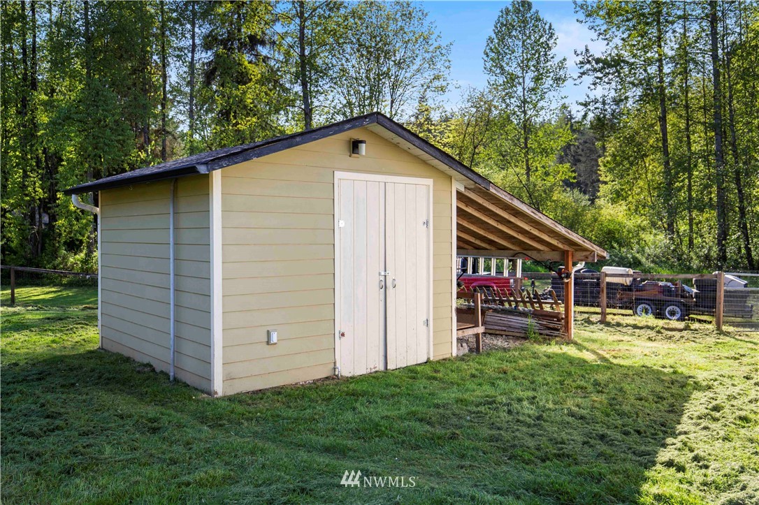 19331 South Carpenter Road Snohomish, WA 98290 - Photo 34 of 37