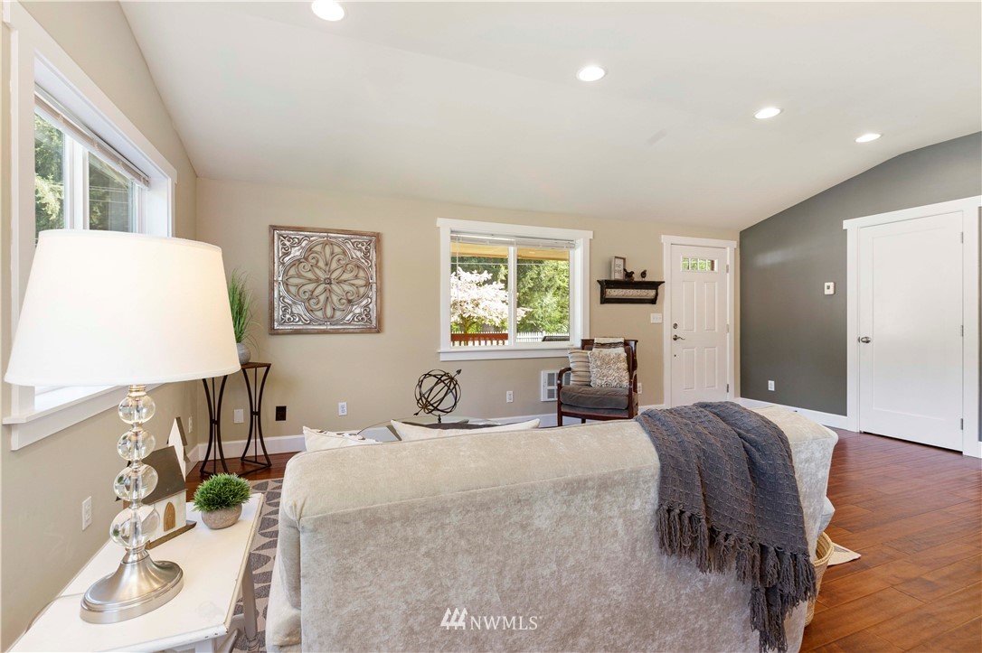 19331 South Carpenter Road Snohomish, WA 98290 - Photo 10 of 37