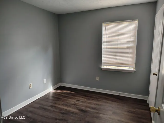 $1,250 | 196 York Drive, Jackson, MS 39209