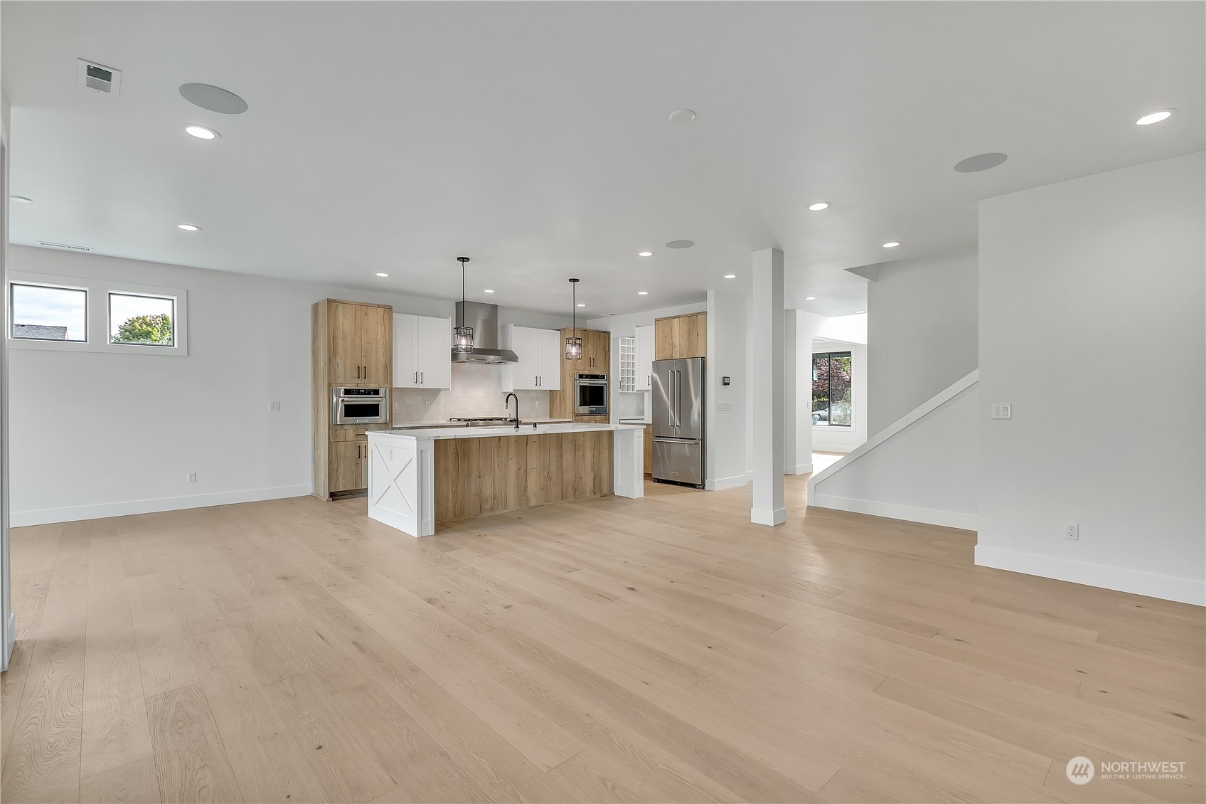 5425 Parker Road East Sumner, WA 98390 - Photo 19 of 40 a view of kitchen with kitchen island and stainless steel appliances