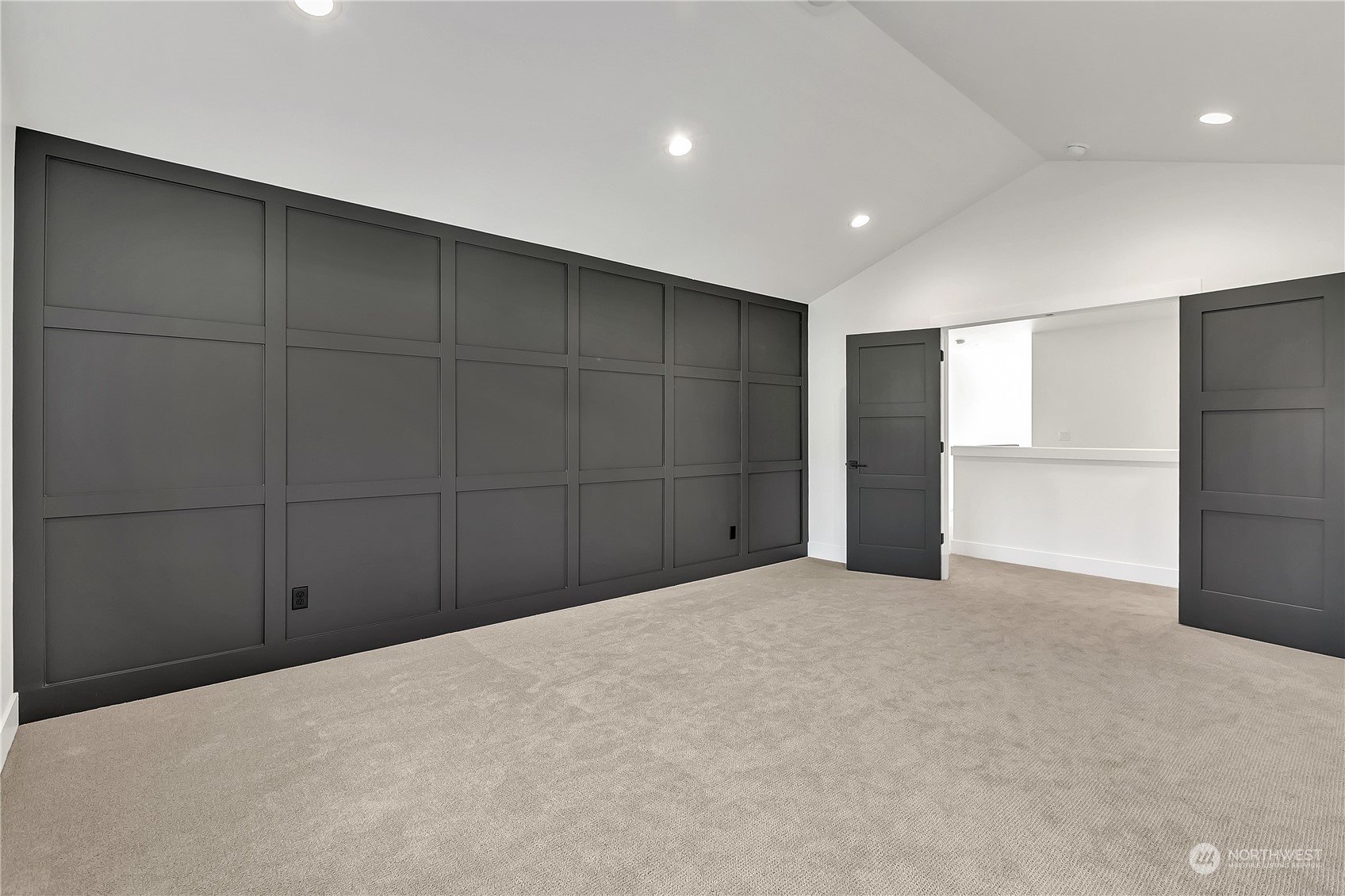 5425 Parker Road East Sumner, WA 98390 - Photo 27 of 40 a view of an empty room