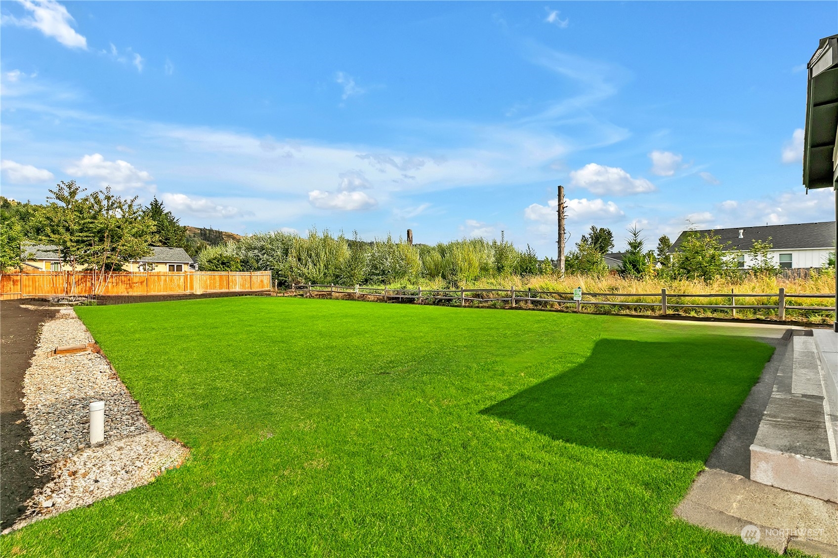 5425 Parker Road East Sumner, WA 98390 - Photo 38 of 40 a view of a stadium that has a big yard