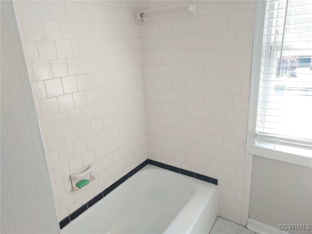 108 Oxford Road Hopewell, VA 23860 - Photo 17 of 25 Gallery Image 17