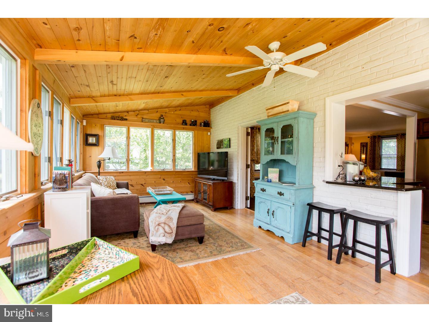 28 Medbury Road Wallingford, PA 19086 - Photo 9 of 25 Family Room