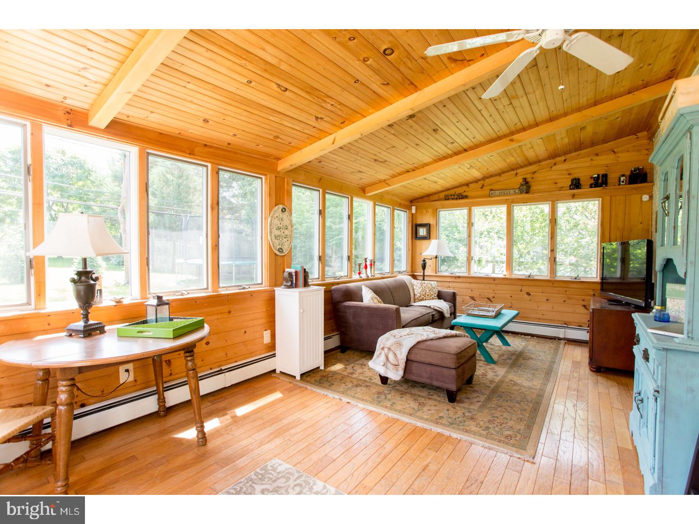 28 Medbury Road Wallingford, PA 19086 - Photo 10 of 25 Family Room