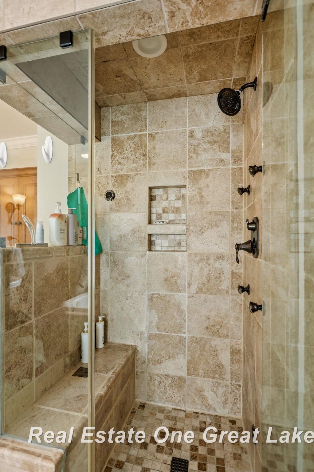 2530 North River Road Saginaw, MI 48609 - Photo 25 of 90