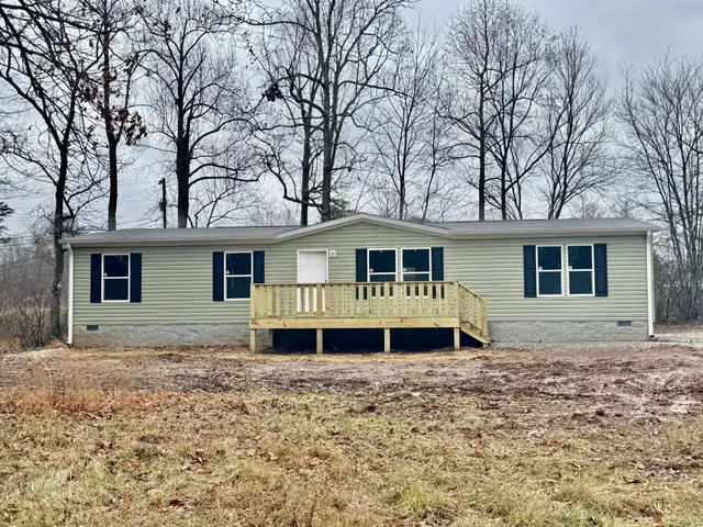 $329,900 | 665 Camp Belle Air Road, Sparta, TN 38583