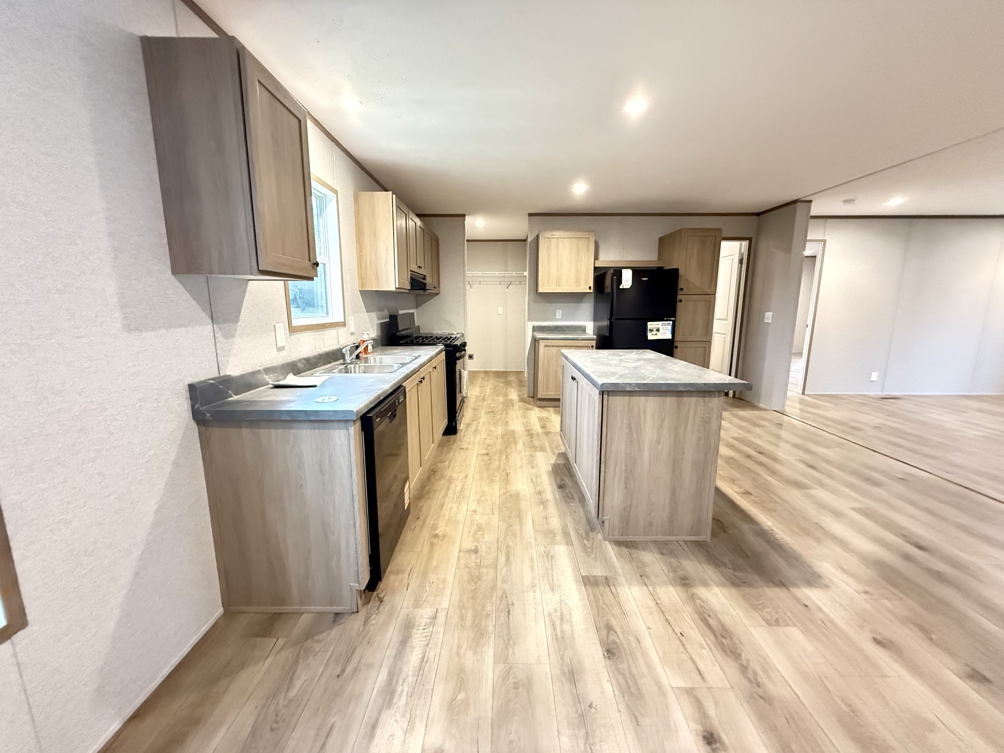 665 Camp Belle Air Road Sparta, TN 38583 - Photo 7 of 25