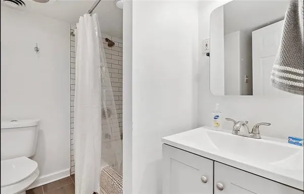 $2,450 | 1733 Robert Street, Unit A, New Orleans, LA 70115