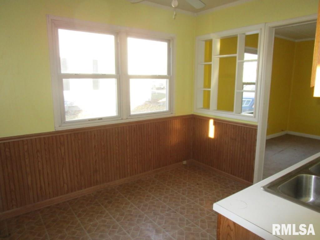 3013 North Mission Road Peoria, IL 61604 - Photo 9 of 12 Gallery Image 9