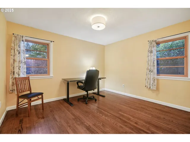 $649,990 | 3286 Northeast Holman Street, Portland, OR 97211