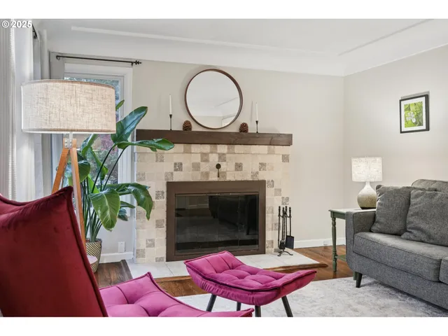 $649,990 | 3286 Northeast Holman Street, Portland, OR 97211