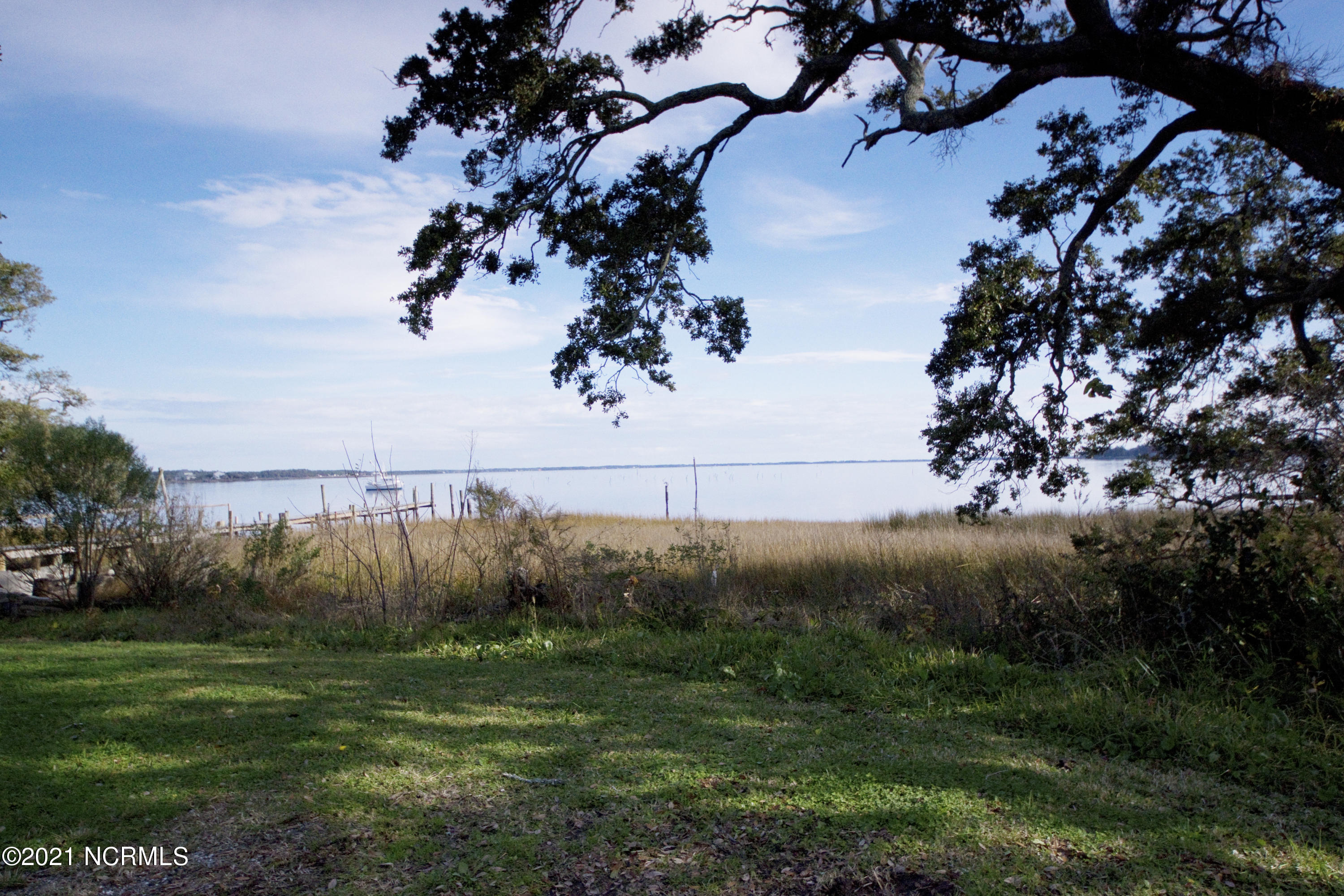 241 Shore Road Newport, NC 28570 - Photo 2 of 36 Unobstructed View of River