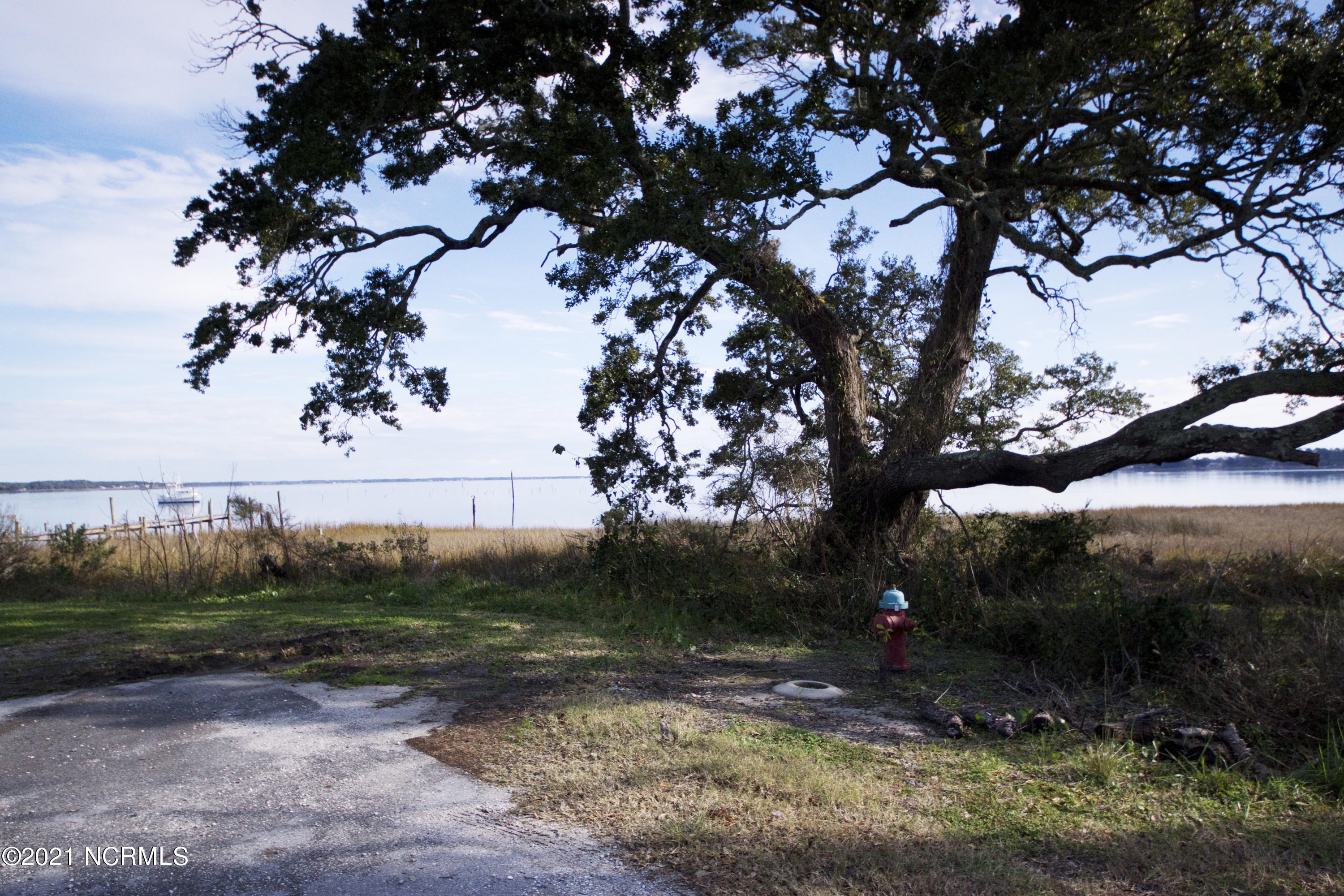 241 Shore Road Newport, NC 28570 - Photo 36 of 36 DSC05329