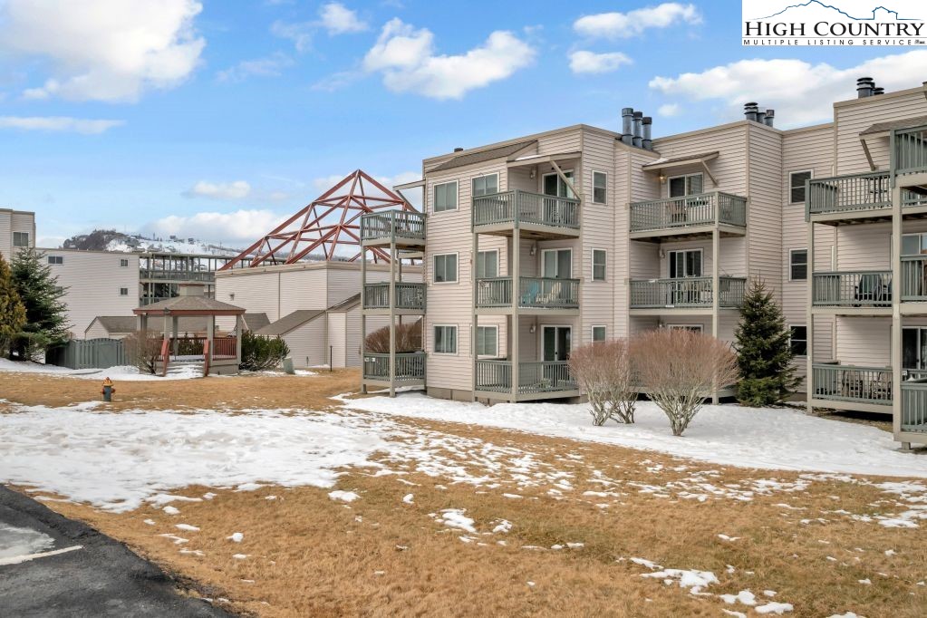 301 Pinnacle Inn Road, Unit 4314 Beech Mountain, NC 28604 - Photo 2 of 39 Gallery Image 2