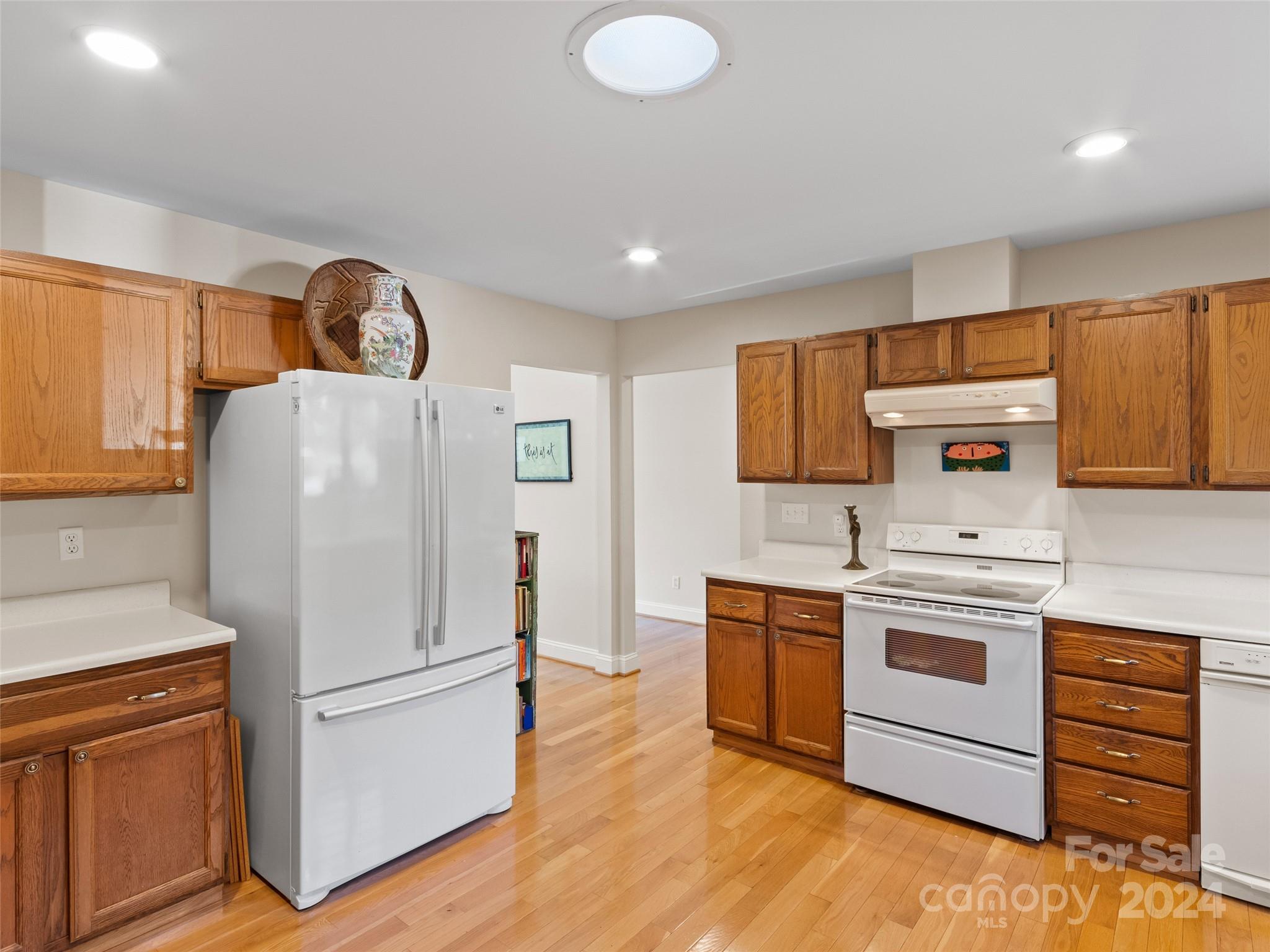 894 Weston Road, Unit 5 Arden, NC 28704 - Photo 16 of 38