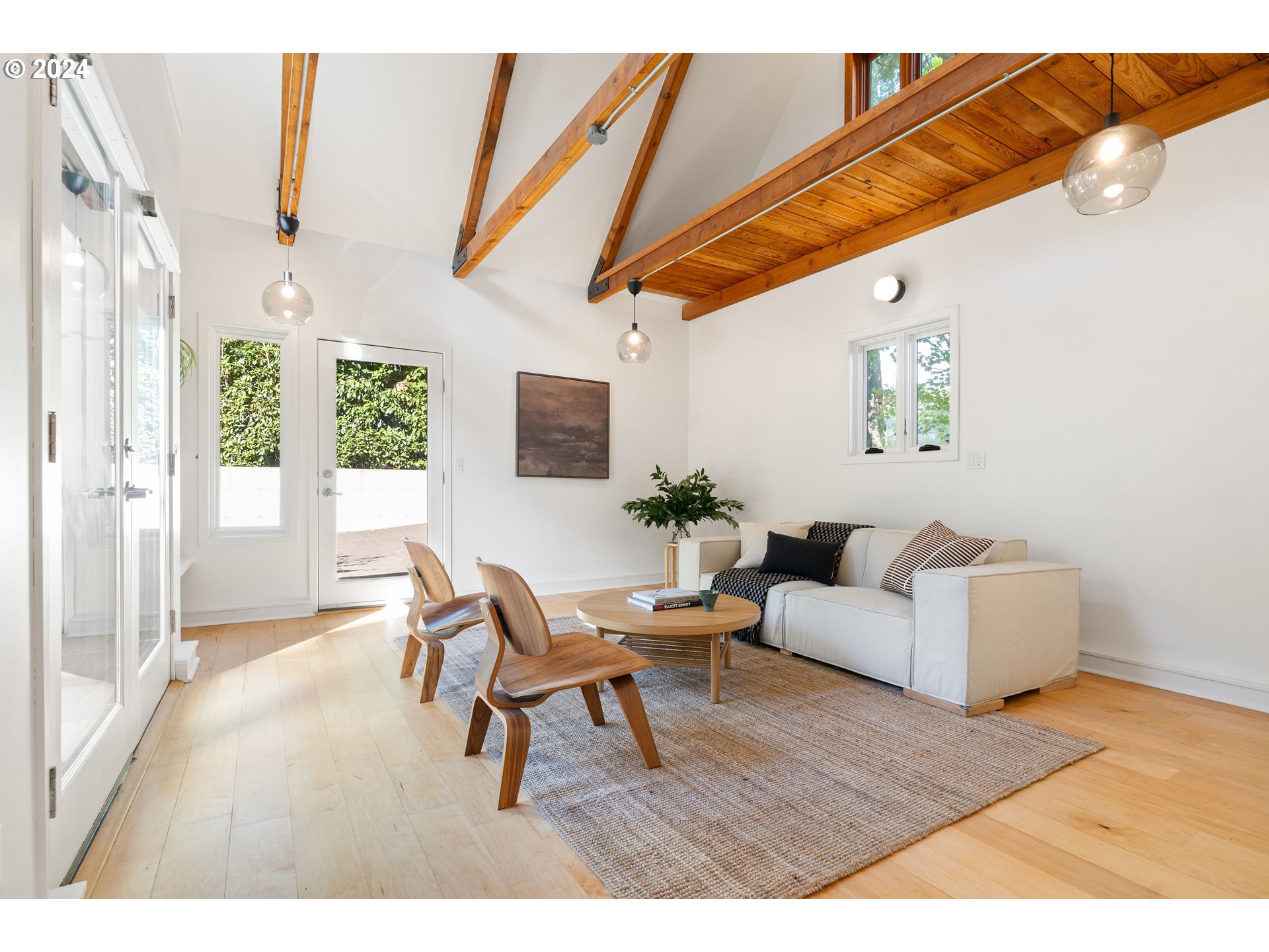 3818 Southwest Spring Garden Street Portland, OR 97219 - Photo 18 of 47 Gallery Image 18