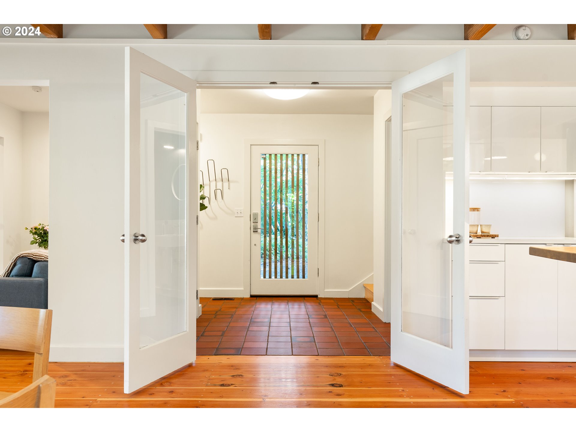 3818 Southwest Spring Garden Street Portland, OR 97219 - Photo 19 of 47 Gallery Image 19