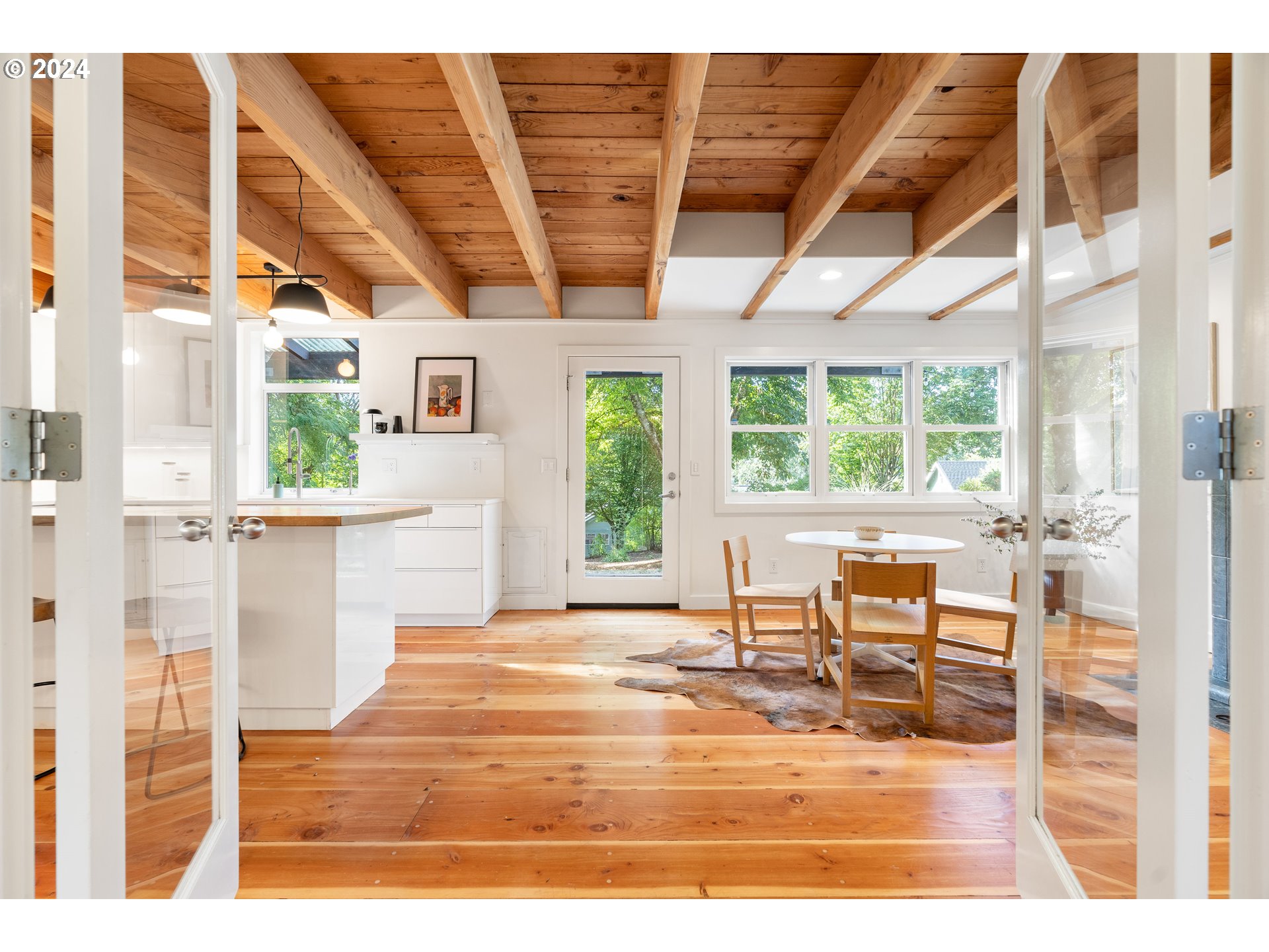 3818 Southwest Spring Garden Street Portland, OR 97219 - Photo 3 of 47 Gallery Image 3