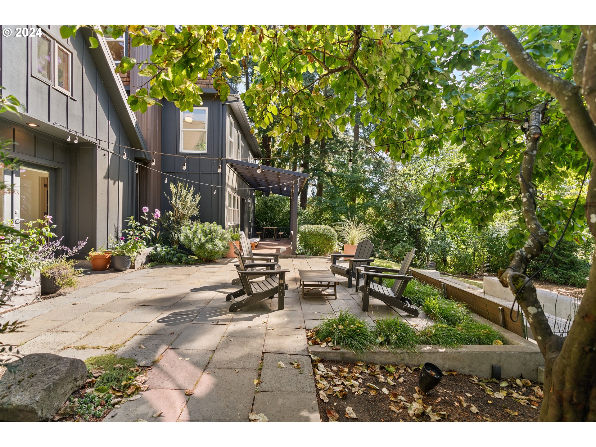 3818 Southwest Spring Garden Street Portland, OR 97219 - Photo 35 of 47 Gallery Image 35