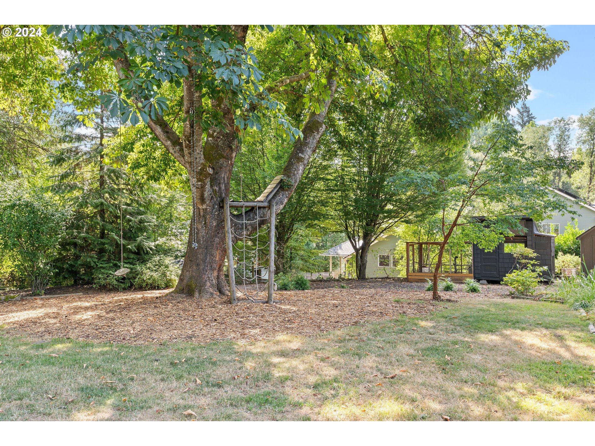 3818 Southwest Spring Garden Street Portland, OR 97219 - Photo 39 of 47 Gallery Image 39
